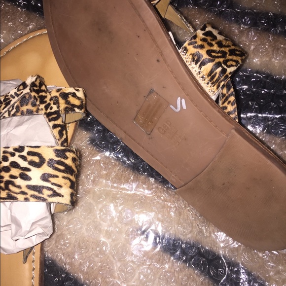 Cute Animal Print  Sandals❣️. Very minor 👣wear😍 - Picture 3 of 3